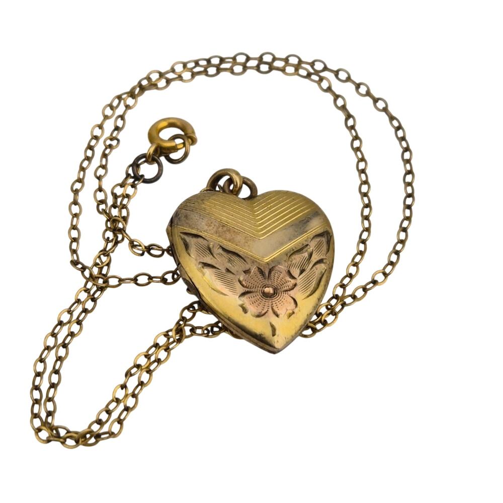 Vintage Bates & Bacon B&B Heart Locket Necklace Floral Engraved